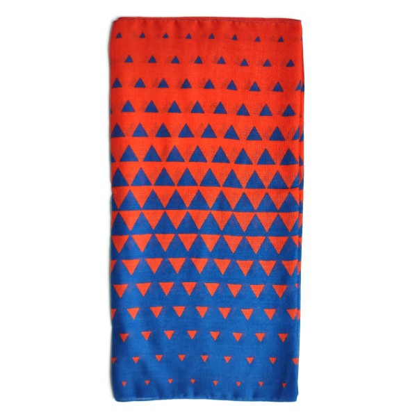 Tuch . TRIANGULO . Rot blau . edited by muse